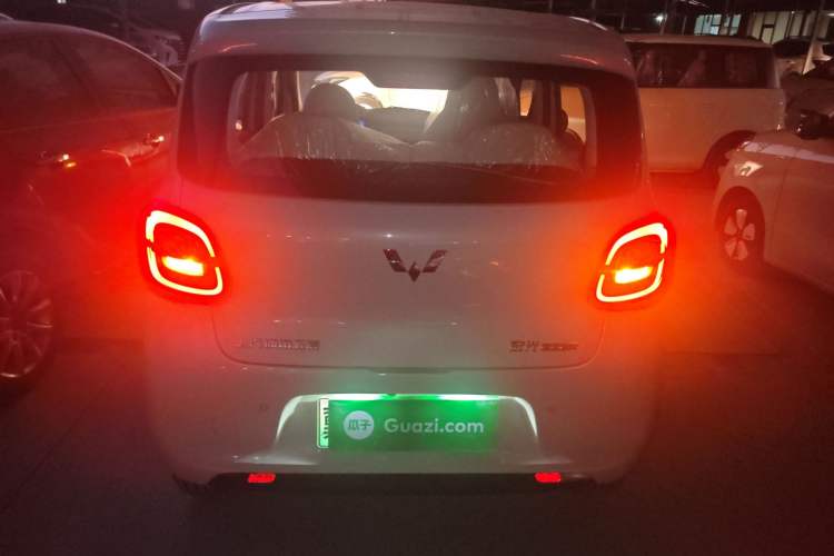 Used Wuling Hongguang MINIEV 2025 Four-Door Version Advanced Edition
