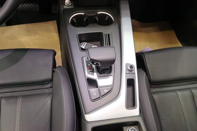 Used Audi A4L 2023 40 TFSI Fashion Dynamic Model