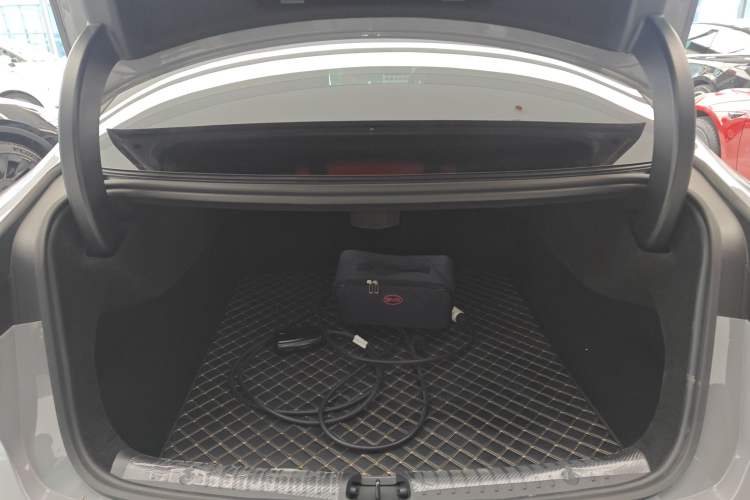 Used BYD Han 2025 EV Intelligent Driving Version 506KM Prestige Model
