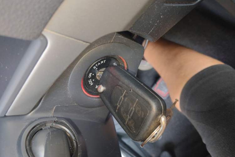 Used Roewe 350 2015 1.5L Manual Luxury Sunroof Edition
