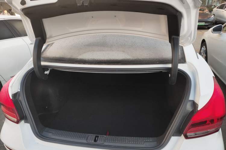 Used MG 5 Scorpio 2022 1.5T Trophy Sport Luxurious Edition
