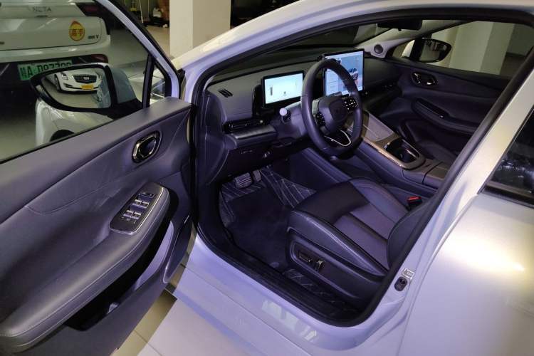 Used AION S MAX 2024 70 Star Edition 54.6 kWh