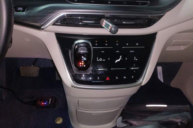 Used Buick GL8 2023 ES Lu Zun Comfort Model
