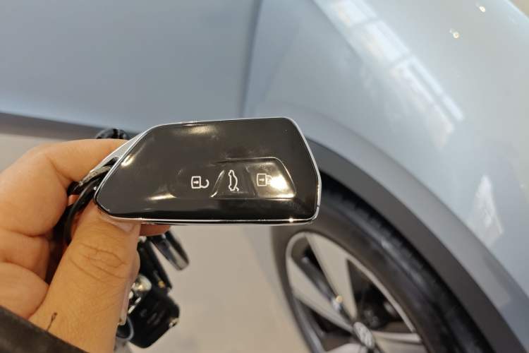 Used Volkswagen ID.4 X 2025 Smart Version Pure & Intelligent Enjoyment Edition
