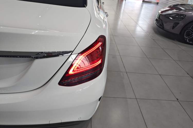 Used Mercedes-Benz C-Class 2021 C 200 L Fashion Edition Sport Version
