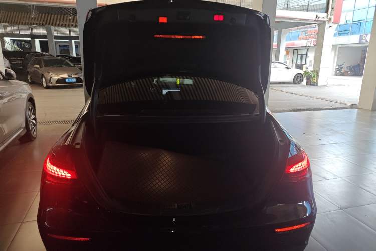 Used Mercedes-Benz E-Class 2022 E 300 L Sport Luxury Edition