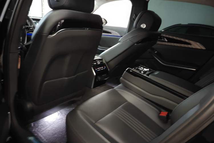 Used Hongqi H9 2020 2.0T Smart Connect Flagship Edition
