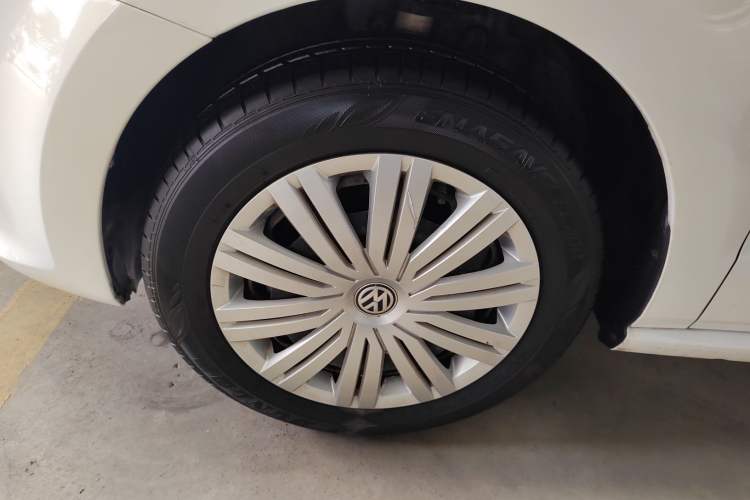 Used Volkswagen Polo 2016 1.6L Automatic Comfort Model
