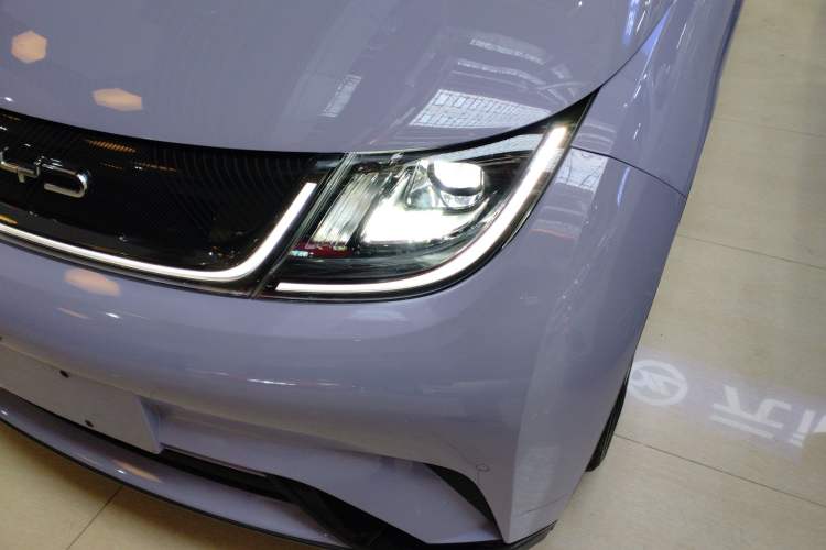 Used BYD Dolphin 2023 420 km Fashion Edition