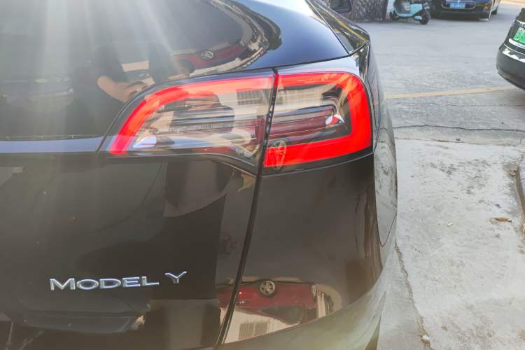 Used Tesla Model Y 2022 Rear-Wheel-Drive Version