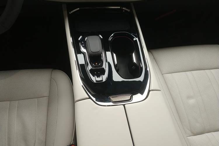 Used Zeekr 009 2022 WE Edition