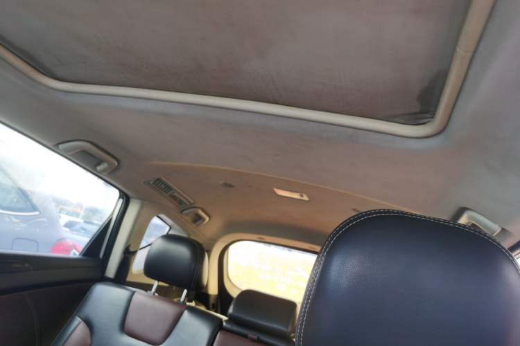 Used Dongfeng Fengon 580 2016 Revised Version 1.5T CVT Luxury Edition
