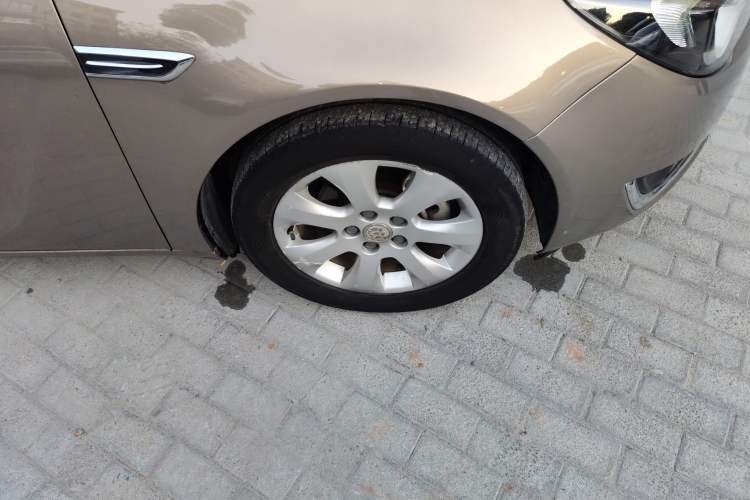 Used Buick Regal 2014 2.0L Leading Fashion Edition