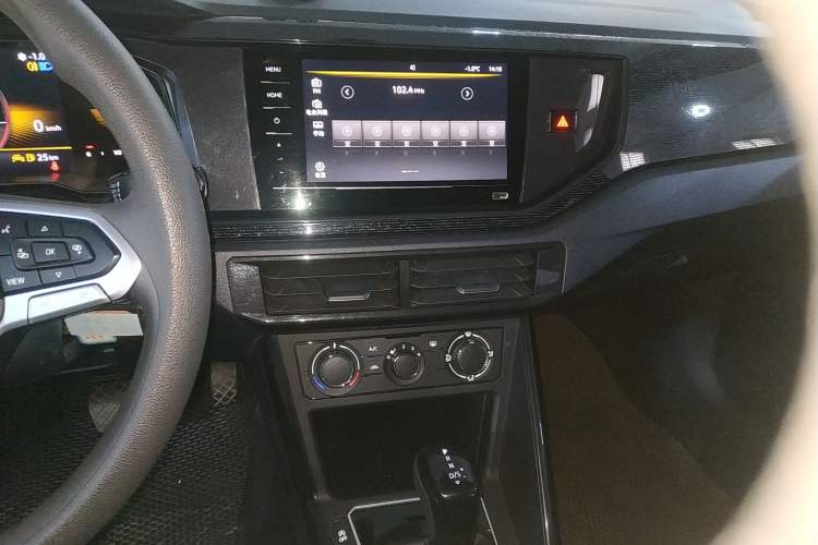 Used Volkswagen Lavida 2023 New Rui 1.5L Automatic New Yi Edition