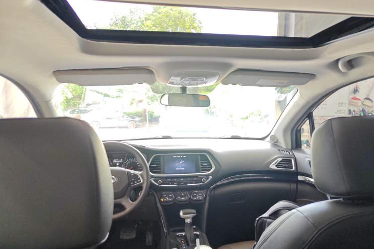 Used GAC Trumpchi GS4 2017 235T Automatic Two-Wheel Drive Luxury Smart Connectivity Version
