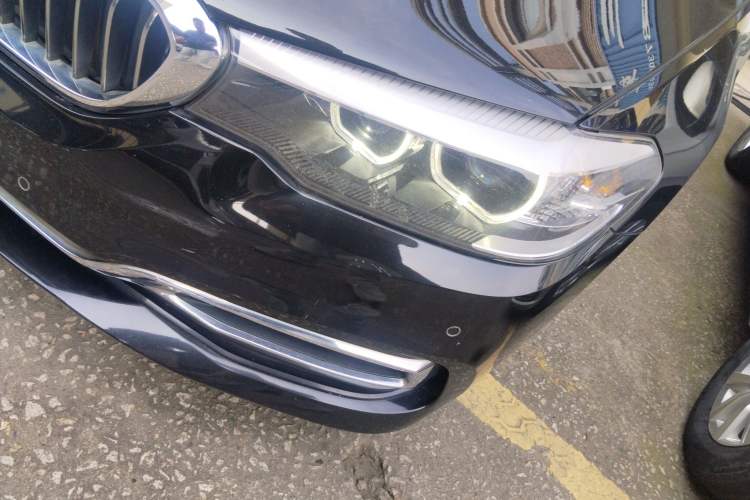 Used BMW 5 Series 2018 530Li Leading Edition Luxury Package
