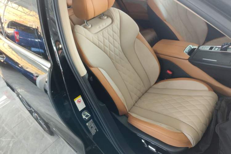 Used Wey Latte DHT 2022 1.5T DHT Extra-Large Cup
