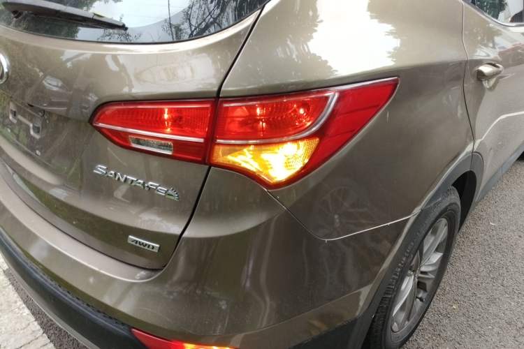 Used Hyundai Santa Fe 2013 2.4L Automatic 4x4 Comfort Edition
