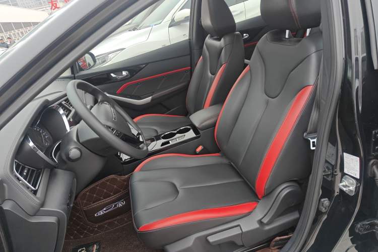 Used Venucia D60 2019 100 000 Honor 1.6L XL CVT Chenku Edition China VI Standard
