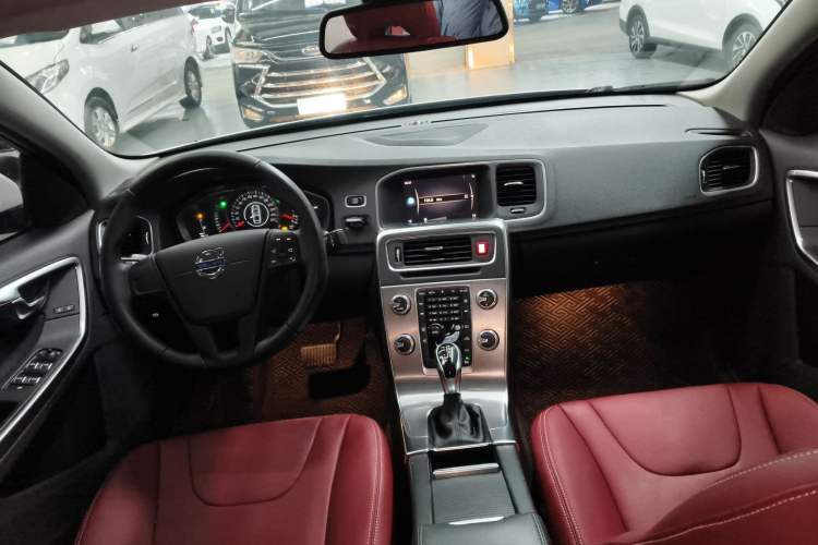 Used Volvo S60 2017 S60L T3 Smart Drive Edition