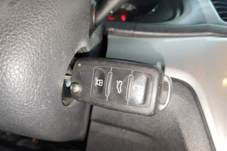 Used Volkswagen Lavida 2015 1.6L Automatic Fashion Edition