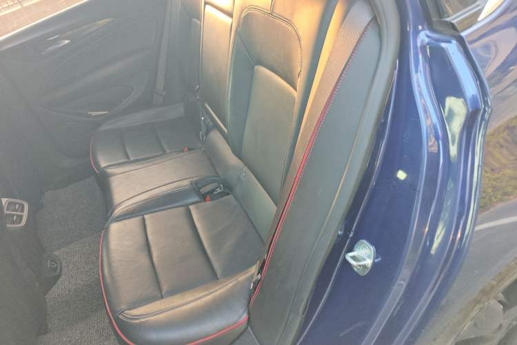 Used Buick Regal 2020 GS 28T Prestige Model