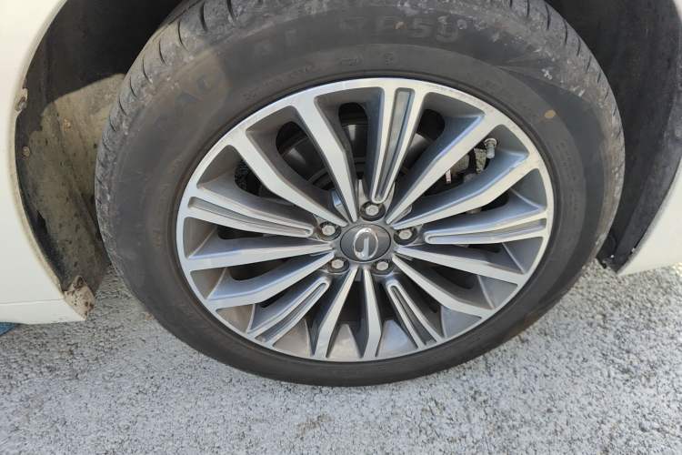 Used GAC Trumpchi M6 2019 270T DCT Luxury Edition (6-seater) China VI
