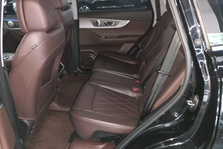 Used Chery Tiggo 8 PRO 2024 Champion Edition 390T Two-Wheel Drive Peak Version 5 Seats