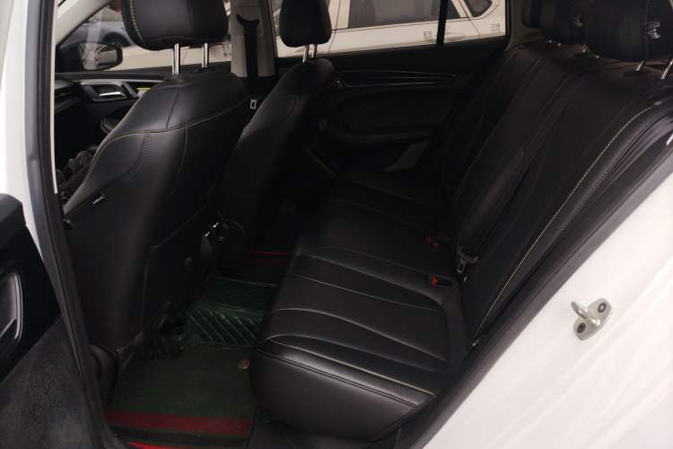 Used Roewe i5 2021 1.5L CVT Diamond Edition