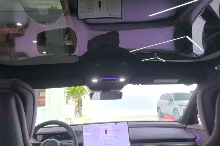 Used  SU7 2024 Four-Wheel Drive Ultra-Long Range Advanced Intelligent Driving Max Edition