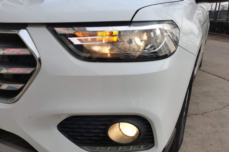 Used Haval H6 2021 Sport Edition 1.5T Automatic Elite Smart Connectivity Model with Hexagonal Grille
