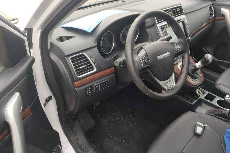 Used Haval H6 2017 Red-Label Sport Edition 1.5T Manual Two-Wheel Drive Elite Model
