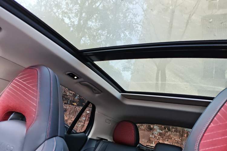 Used Lynk & Co 01 2019 2.0T Two-Wheel Drive Zhaopu Version China VI Standard
