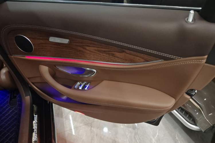 Used Mercedes-Benz E-Class 2023 Facelift E 260 L
