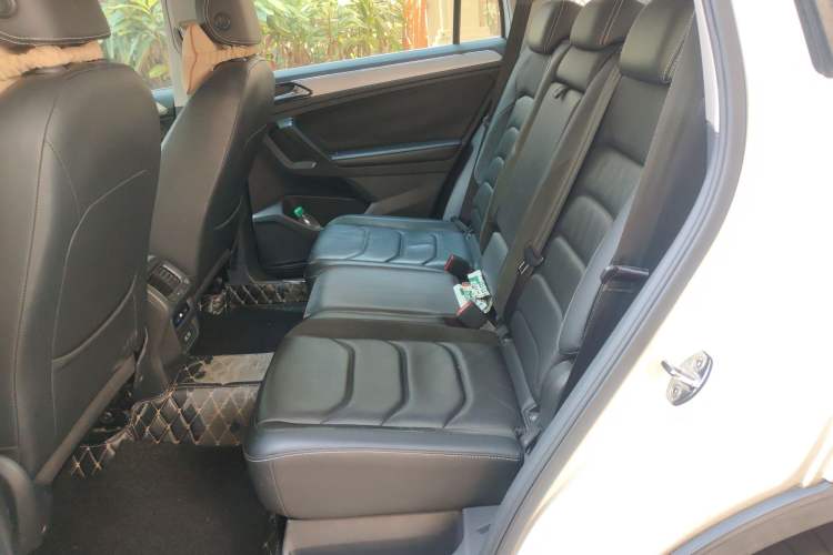 Used Volkswagen Tiguan L 2018 330TSI Automatic Two-Wheel Drive Comfort Edition
