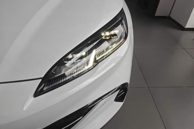 Used BYD Seal 06 New Energy 2025 DM-i Smart Drive 120KM Deluxe Model
