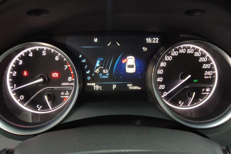 Used Toyota Camry 2019 2.0G Luxury Edition China VI Standard
