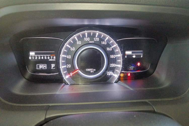 Used Honda Odyssey 2015 2.4L Supreme Edition
