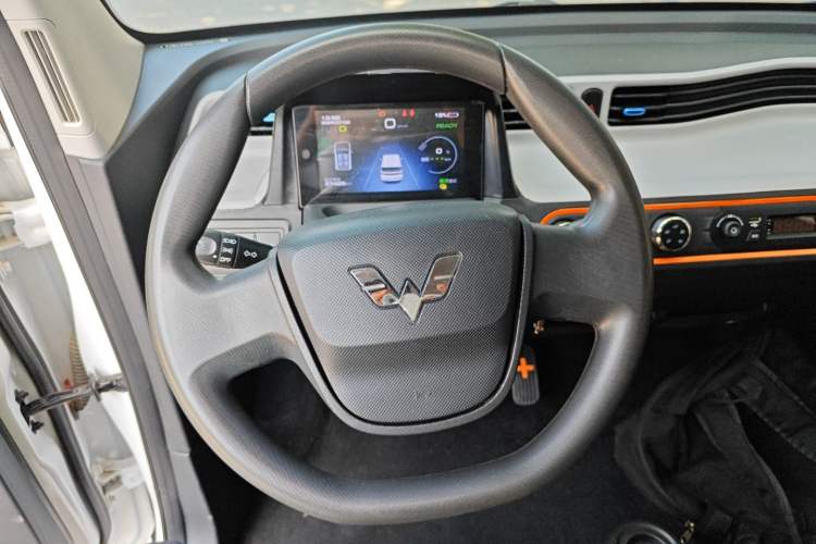 Used Wuling Hongguang MINIEV 2022 Zizai Version Lithium-NMC
