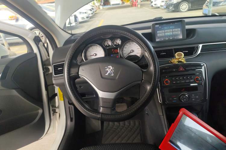 Used Peugeot 308 2014 Enjoyment Edition Classic 1.6L Automatic Fashion Model