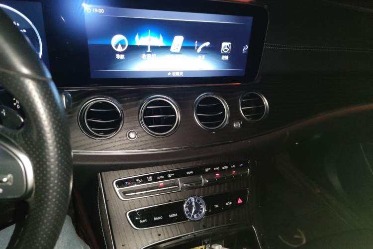 Used Mercedes-Benz E-Class 2019 Restyled E 300 L Sporty and Stylish Edition