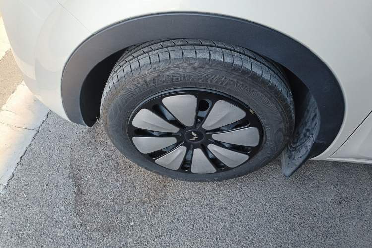 Used Wuling Bingo 2023 410 km Lingxi Deluxe Edition
