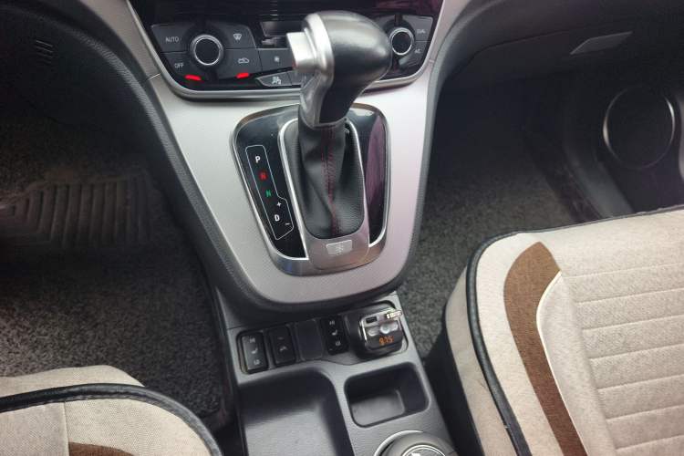 Used Haval H6 2015 Sport Edition 1.5T Automatic Two-Wheel Drive Luxury Model
