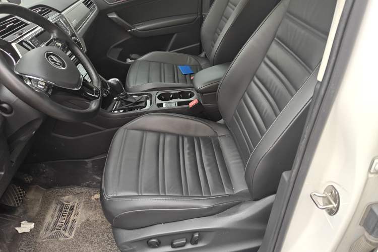 Used Volkswagen Touran 2021 Volkswagen Touran L 280TSI DSG Boundary Edition 7-Seater
