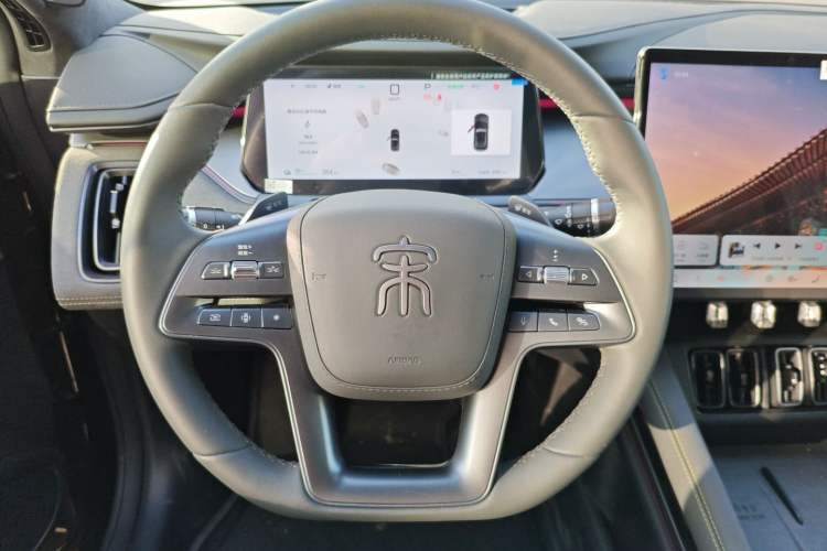 Used BYD Song L EV 2025 Intelligent Driving Version 602 km Range LiDAR-equipped All-Wheel-Drive Type