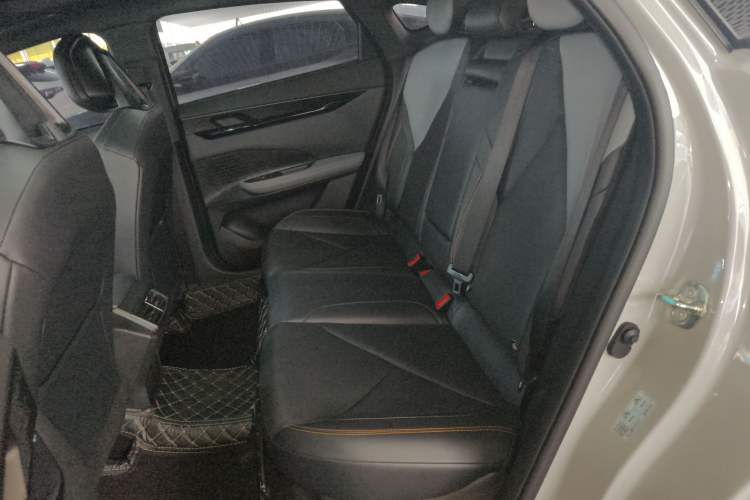 Used Changan UNI-V 2022 1.5T Prestige Version
