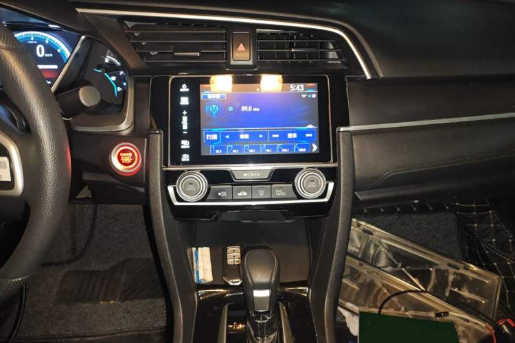 Used Honda Civic 2016 220TURBO CVT Luxury Edition