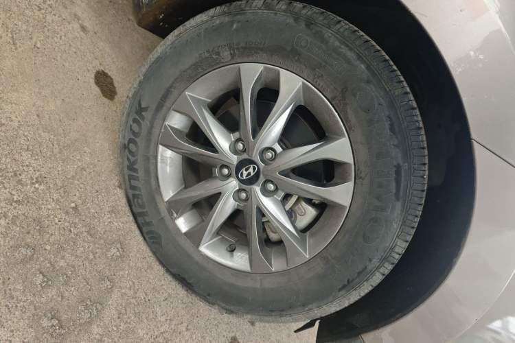 Used Hyundai ix35 2015 2.0L Automatic 2WD Comfort Edition China IV Standard
