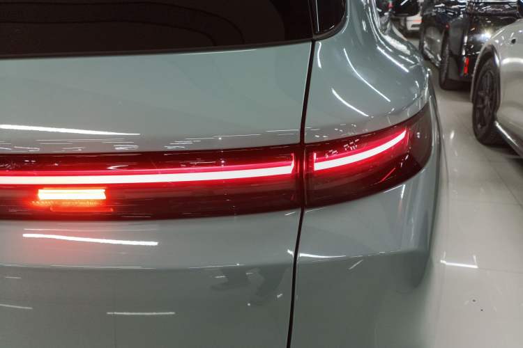 Used Li Auto L6 2025 Pro Smart Refresh Edition
