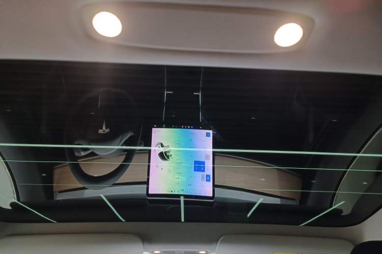 Used Tesla Model 3 2019 Standard Range Rear-Wheel Drive Upgraded Version (52 kWh)
